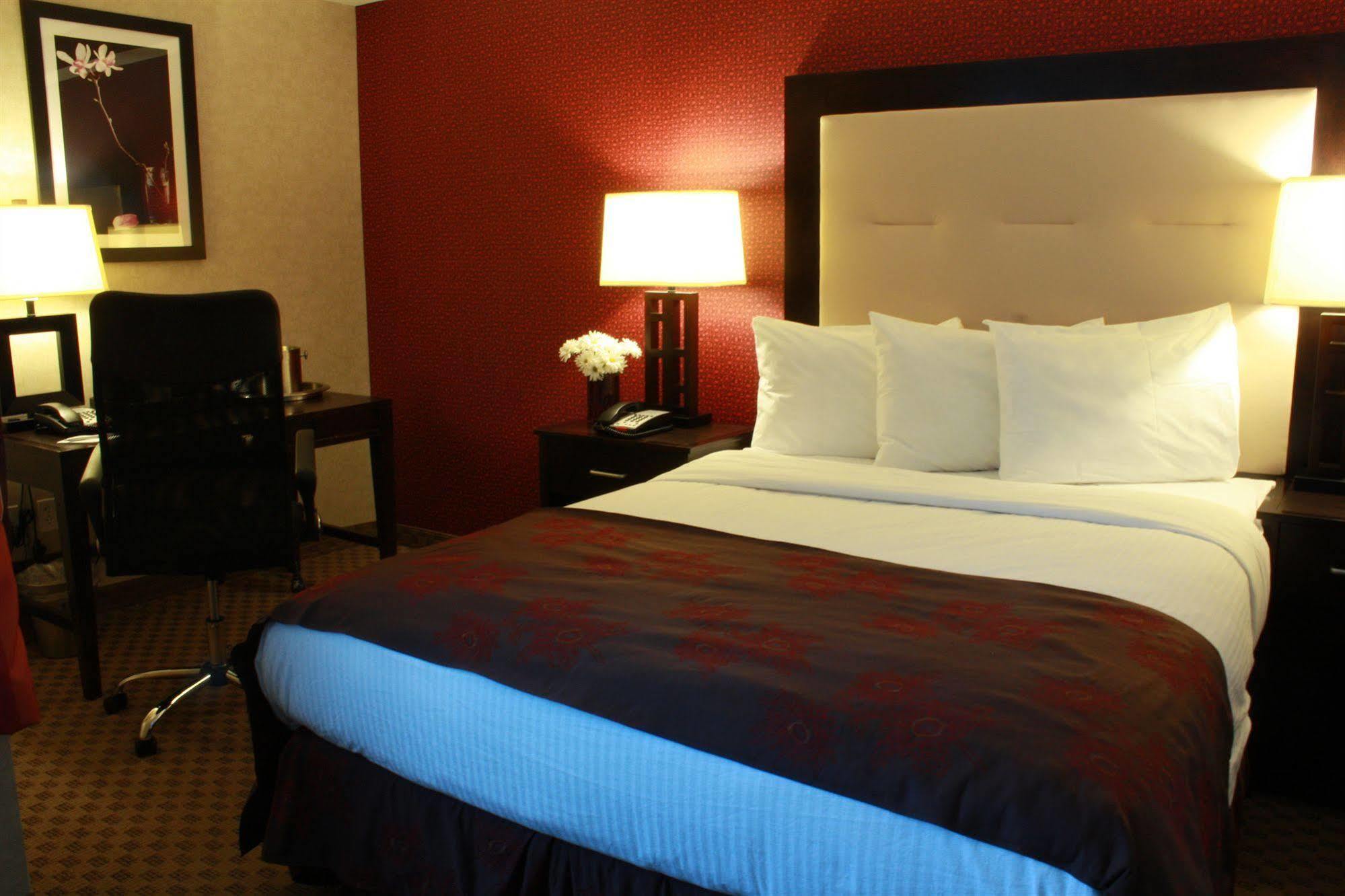 The Lloyd Stamford, Tapestry Collection By Hilton Hotel Buitenkant foto